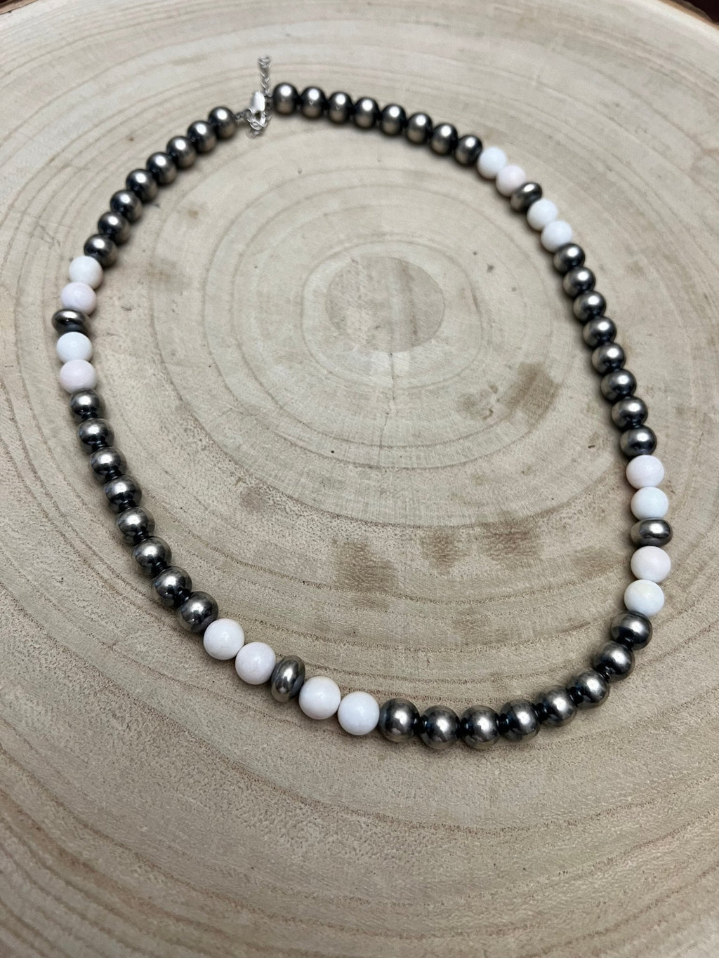 8mm Sterling Pearl, Saucer and pink conch - 19 inch