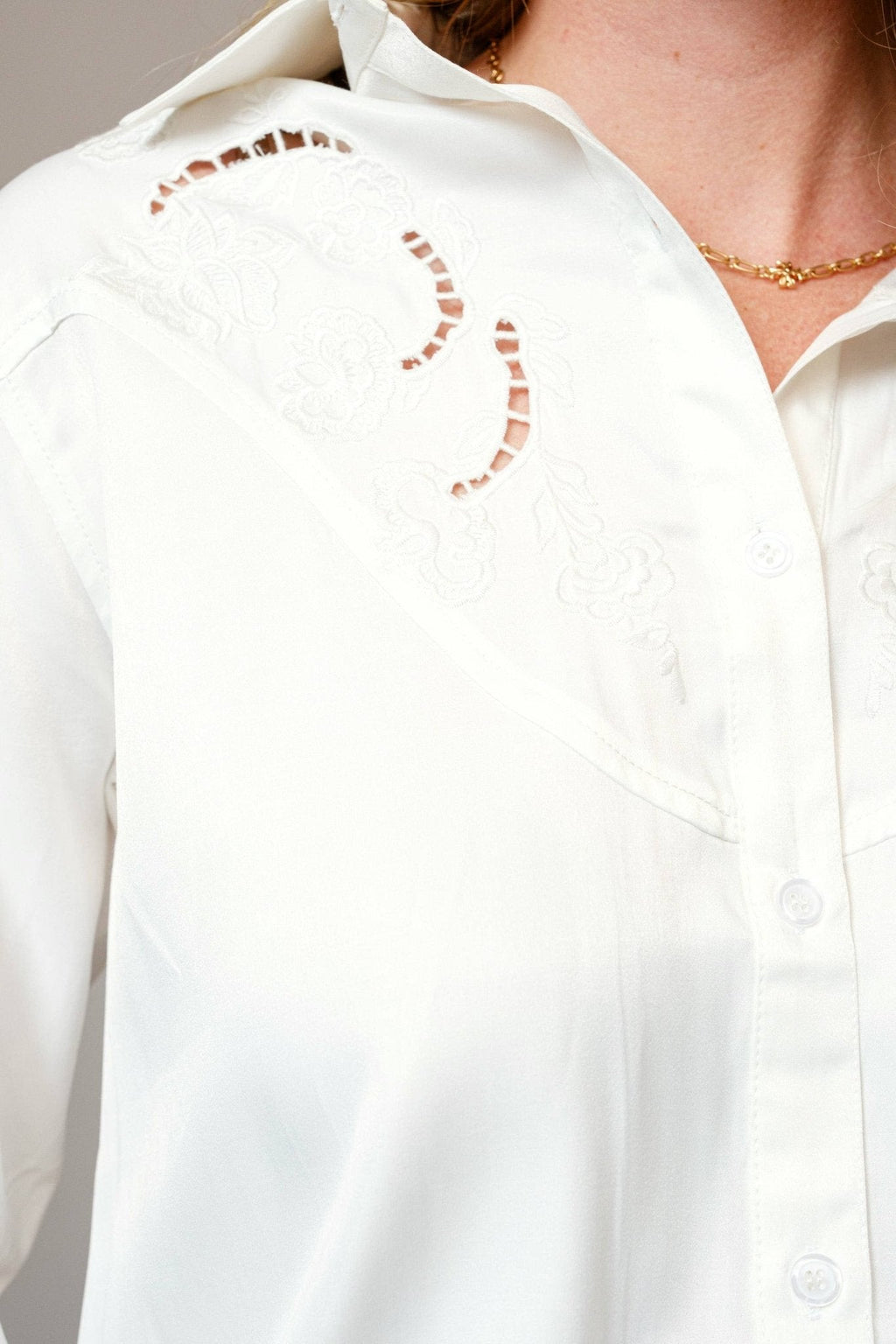 Embroidered Western Yoke Button Up Blouse