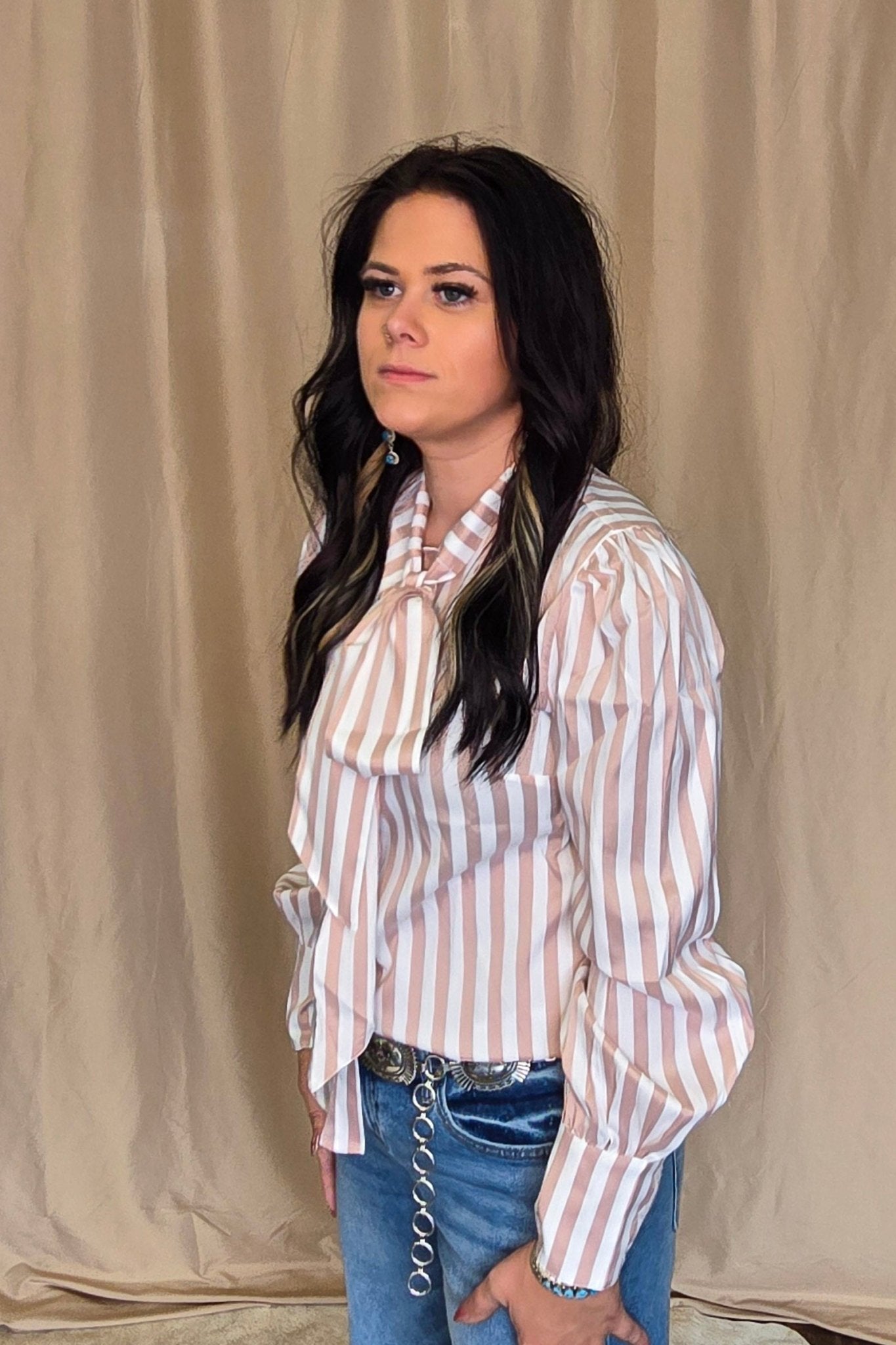 Howdy Hanny Mauve Stripe Long Sleeve Bow Tie Top - small remains