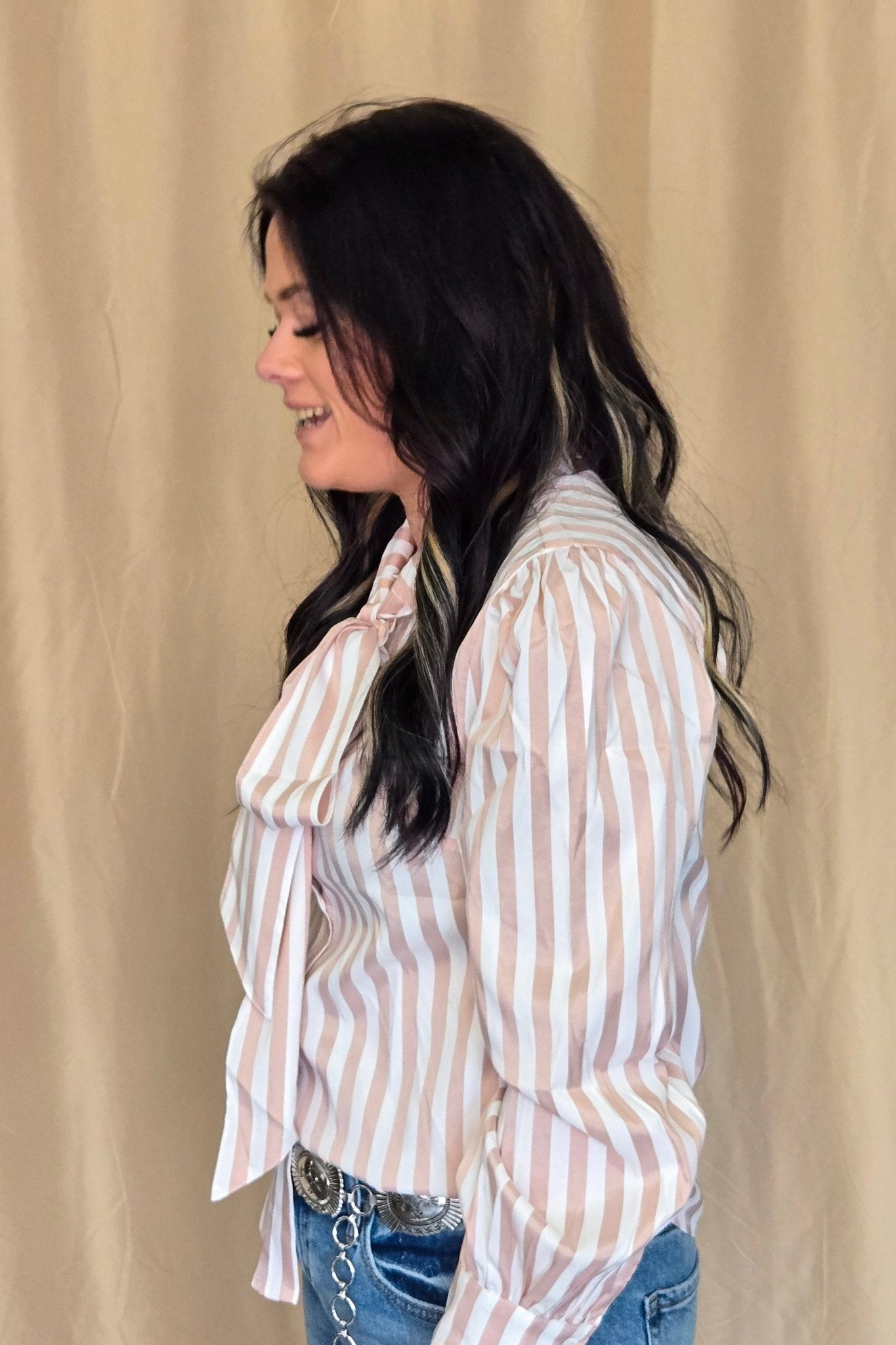 Howdy Hanny Mauve Stripe Long Sleeve Bow Tie Top - small remains
