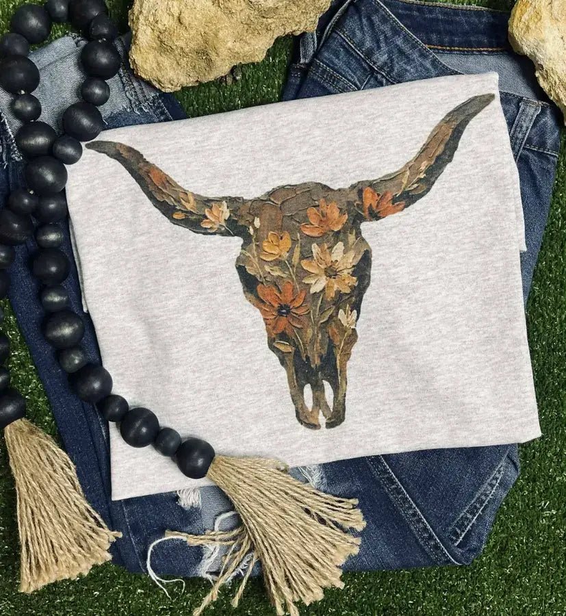 Wildflower Bull skull -Gildan Tee